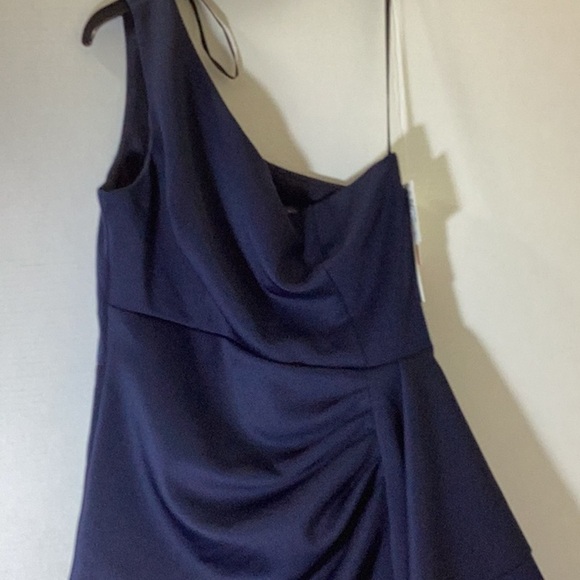 AQUA
Ruffled One Shoulder Scuba Gown - 100% Exclusive - Picture 5 of 10